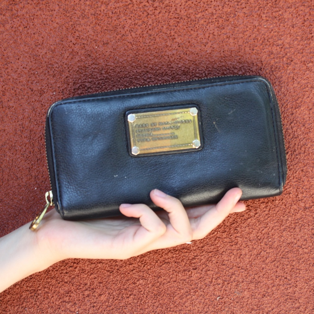 Marc by Marc Jacobs Black Leather Zippered Wallet